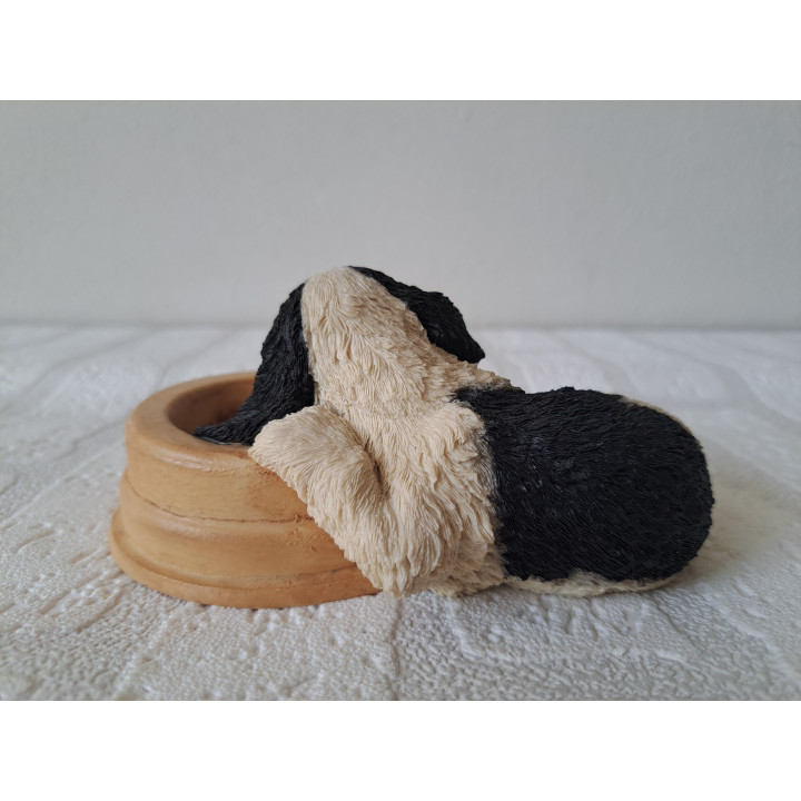 Spaniel pup hond met voerbak van Paw prints 15x9.5x7cm - dierfiguren