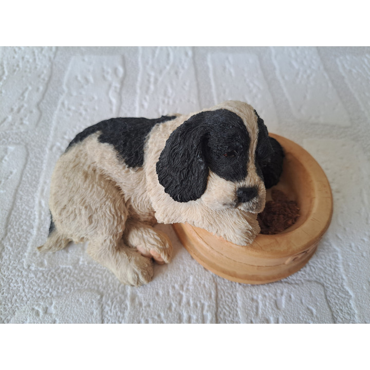 Landseer pup hond met voerbak van Paw prints 15x9.5x7cm
