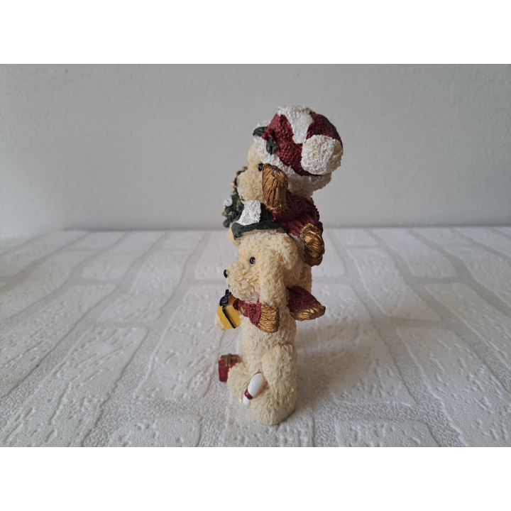 IJsbeer met kerstmuts en jong van kunsthars RFA 10x5x14.5cm - dierfiguren