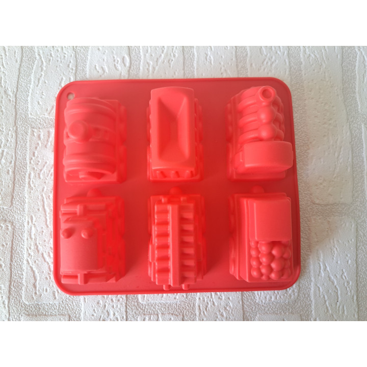 Bakvorm met trein en aanhangers van silicoon 23x20x5cm Ro - modelauto