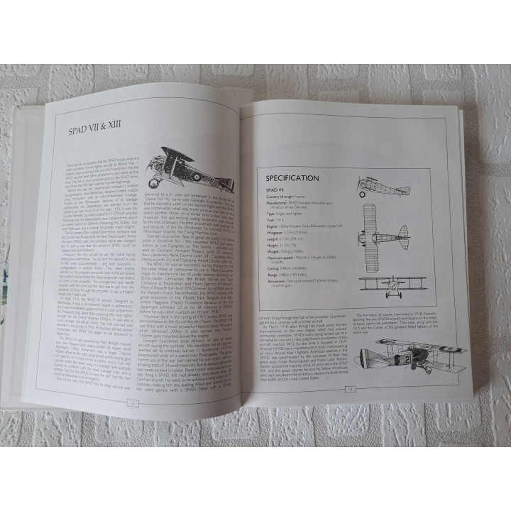 Boek met succesvolle gevechtsvliegtuigen 1851521526 - vliegtuigboeken