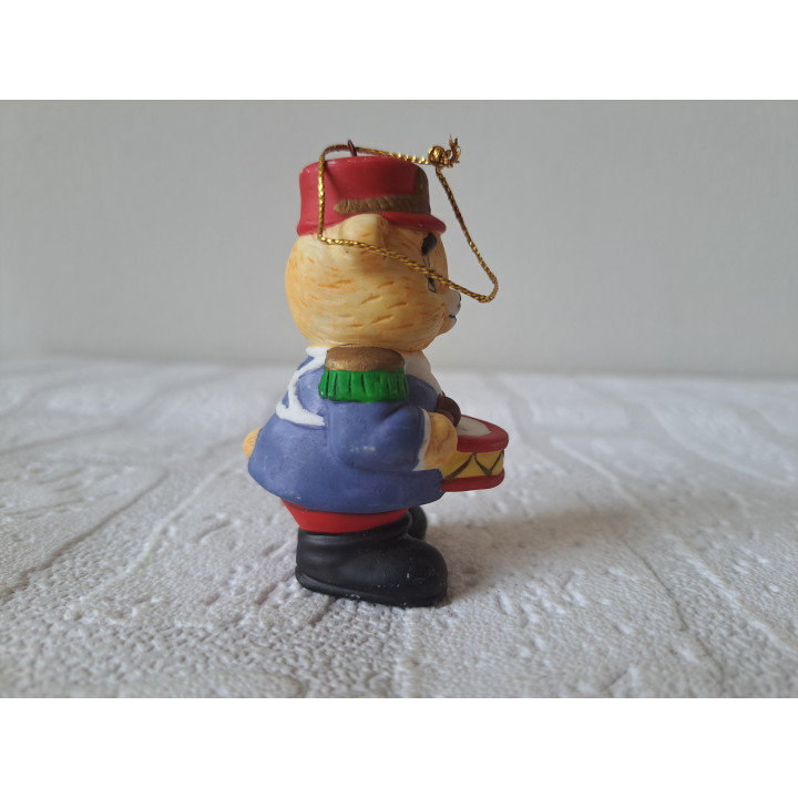 Kerstornament beer van porselein met trommel 4.5x3.5x7cm - dierfiguren