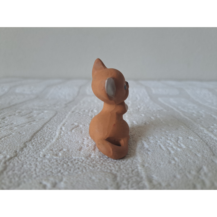 Muis van aardewerk zittend op de grond 5x3x5cm - dierfiguren