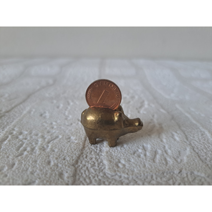 Geluksvarken van koper met 1 Pfennig in rug 3x1.5x3cm - dierfiguren