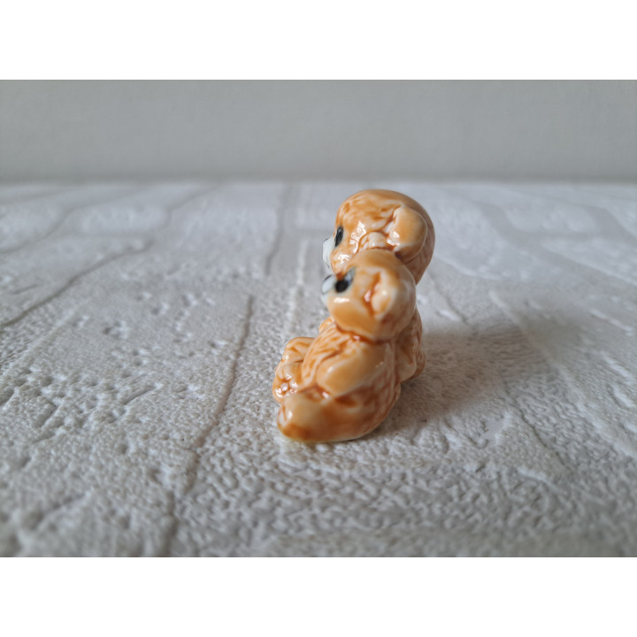 Beer van porselein met jong 4.5x2x4cm - beeldjes