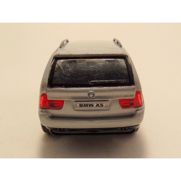 Bmw X5 1:38 Welly zilverkleurig