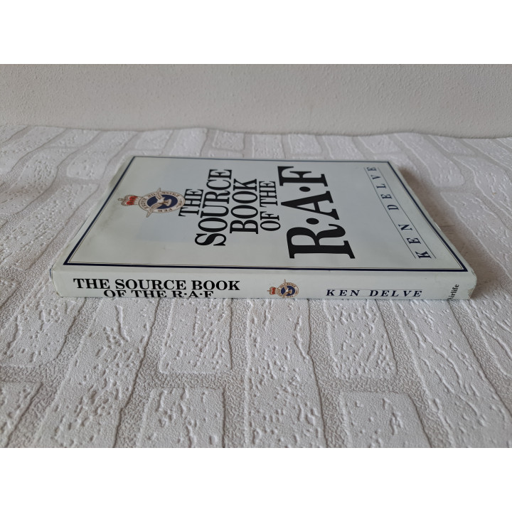 Het bronnenboek van de R.A.F. Ken Delve Airlife 1853104515 - boeken
