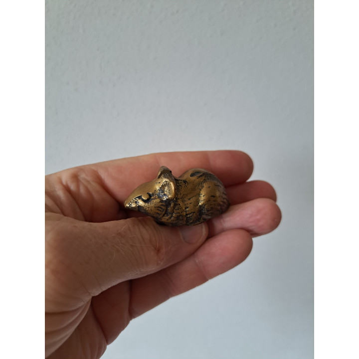 Liggend muis van brons 6x2.5x2.5cm (1)
