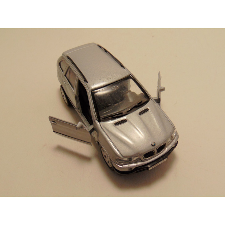 Bmw X5 1:38 Welly zilverkleurig