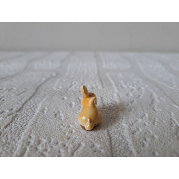Konijn van porselein 2x1x2cm - dierfiguren