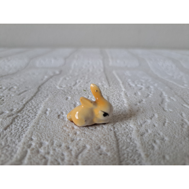 Konijn van porselein 2x1x2cm - dierfiguren