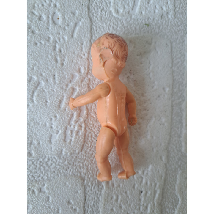 Poppetje van kunststof met bewegende onderdelen 3x2x8.5cm - poppetjes