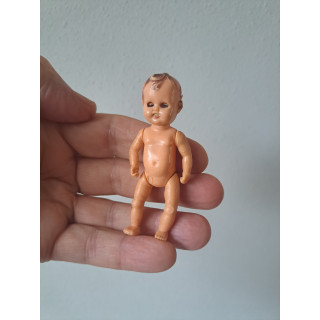 Poppetje van kunststof met bewegende onderdelen 3x2x8.5cm