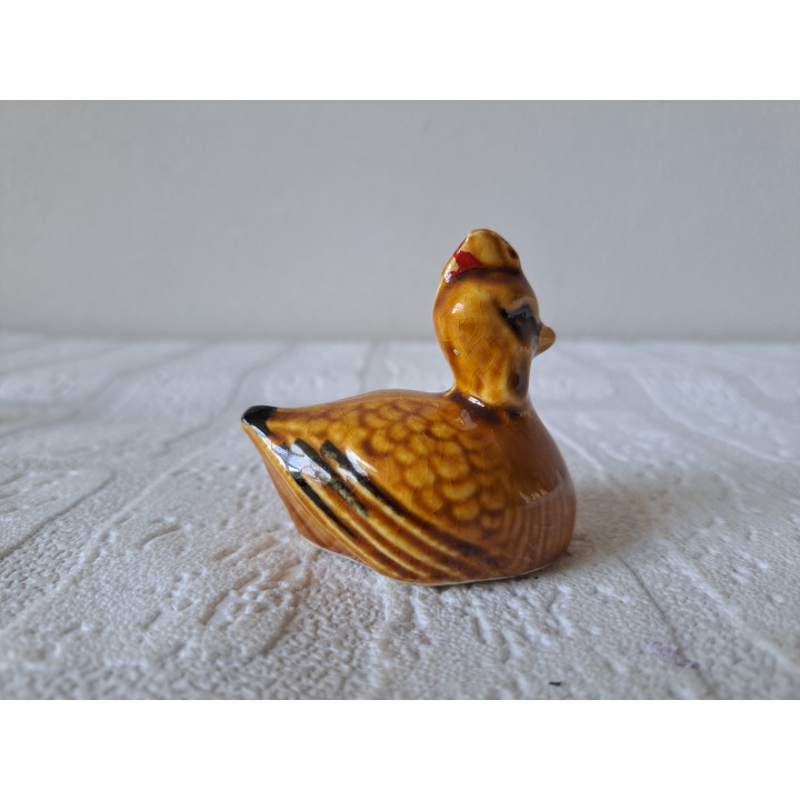 Kip van aardewerk 6x4x6cm - dierfiguren