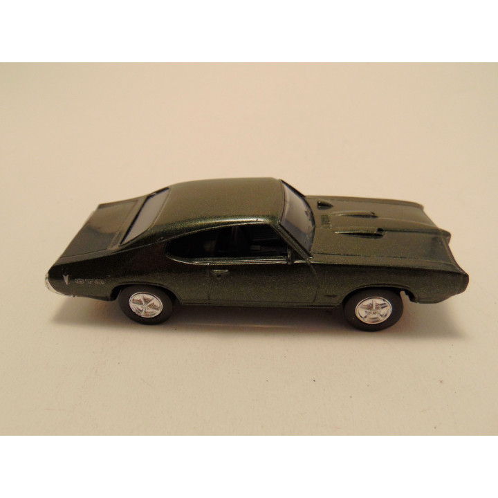 Pontiac GTO 1968 Ertl 1:43 donkergroen