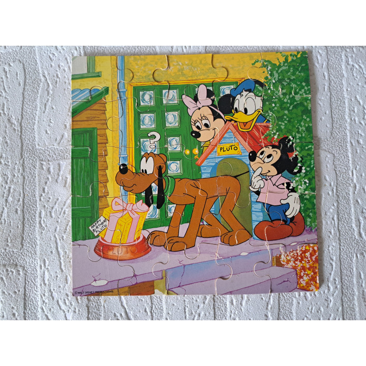 Wooden Puzzle Pluto Mickey Minnie 25 Pieces Disney