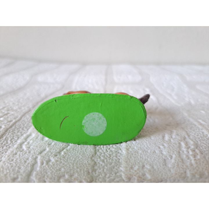 Paard van hard rubber met een konijn 7x2.5x5cm - dierfiguren