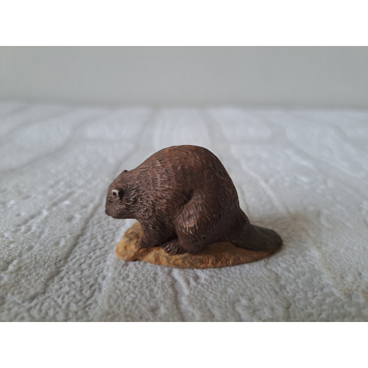 Bever van kunsthars 5x2x3cm - beeldjes