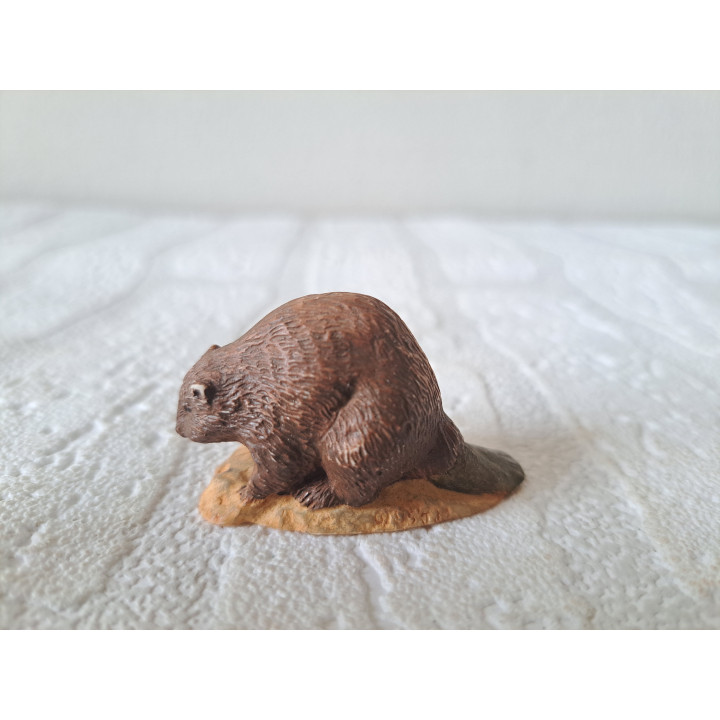 Bever van kunsthars 5x2x3cm - beeldjes