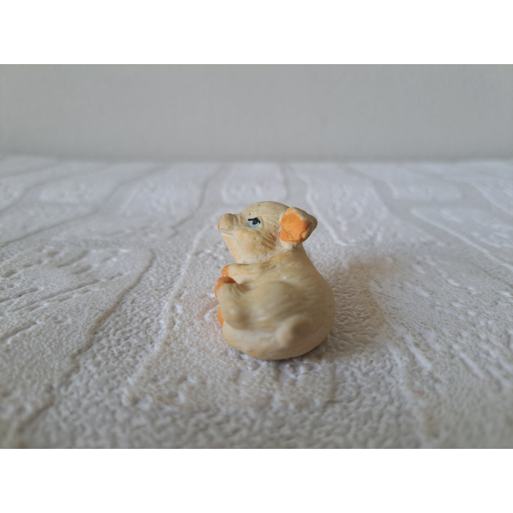 Liggend varken van porselein 4.5x2.5x2.5cm - beeldjes