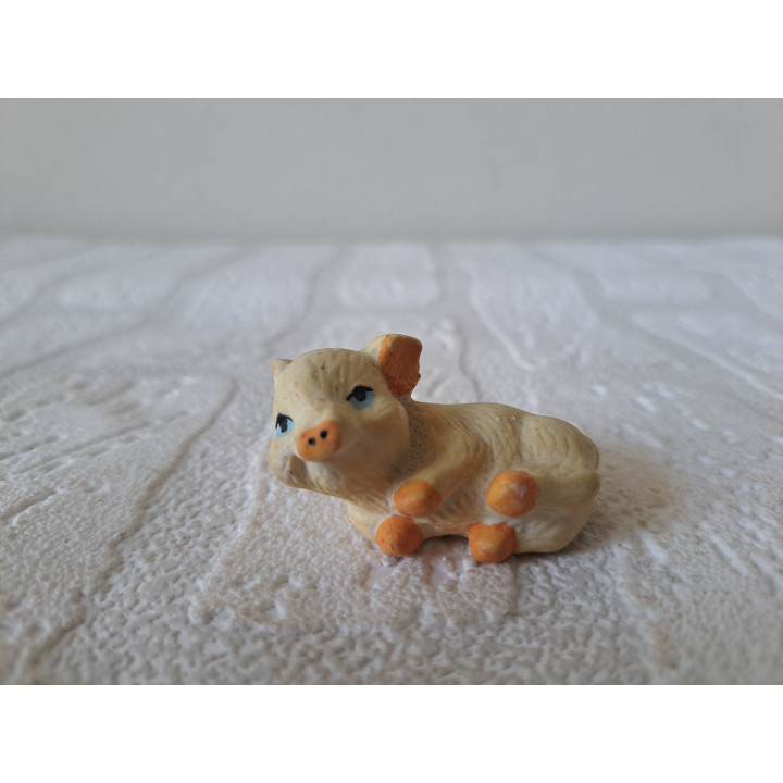 Liggend varken van porselein 4.5x2.5x2.5cm - beeldjes