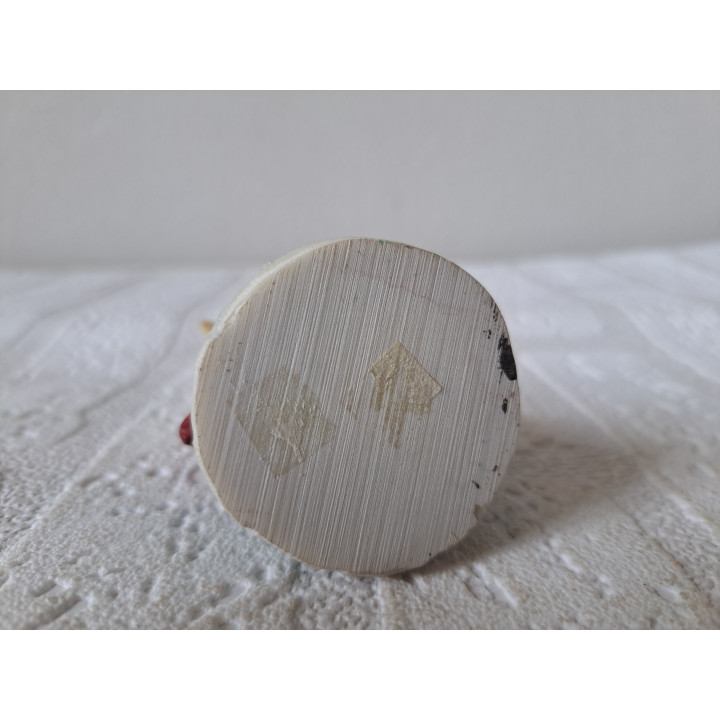 Varken van kunsthars met contrabas D4.5xH7.5cm - beeldjes