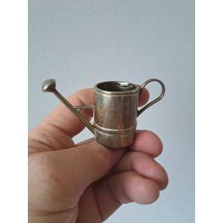 Plantenpotje van metaal in voor van een gieter 8x3x4.5cm