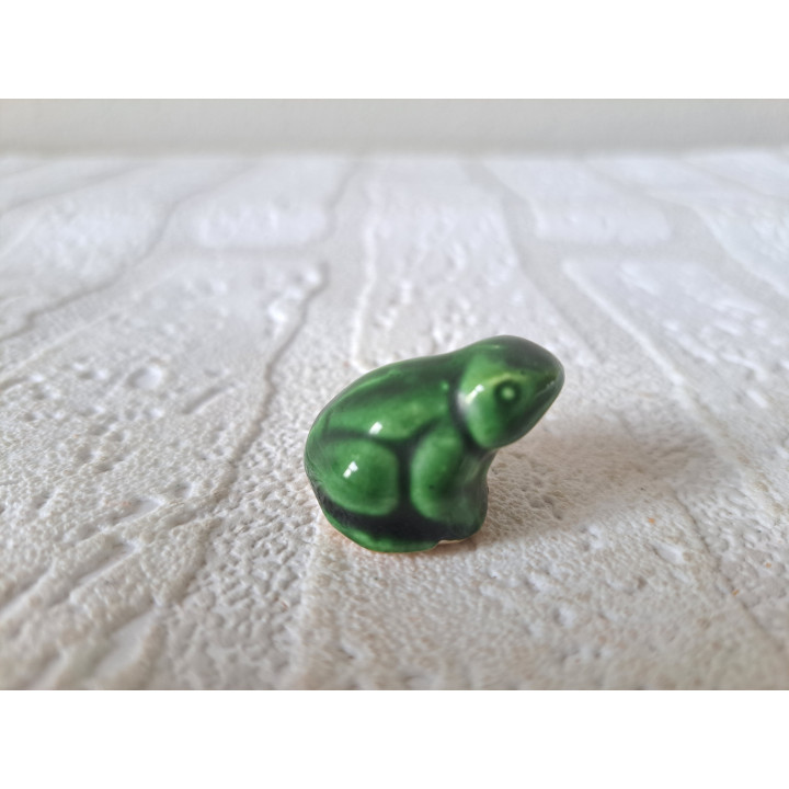 Kleine kikker van keramiek 3x2.5x2cm - dierfiguren