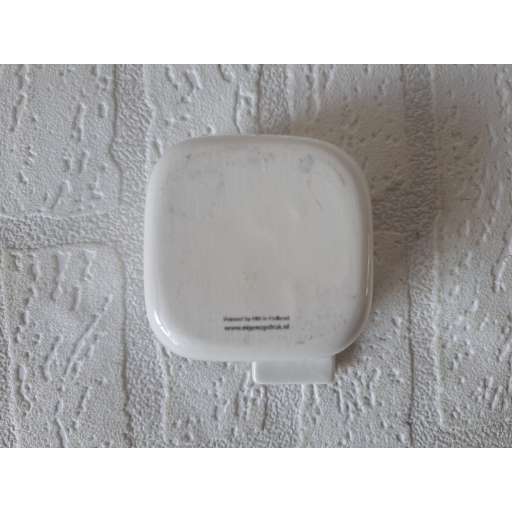 Asbak met speelkaart symbool schoppen, porselein 7x8.5x4cm - handgemaakt