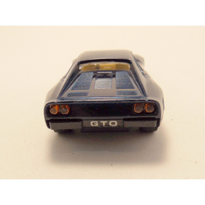 Ferrari 288 GTO 1:39 Maisto blauw Ferrari 288 GTO 1:39 Maisto blauw