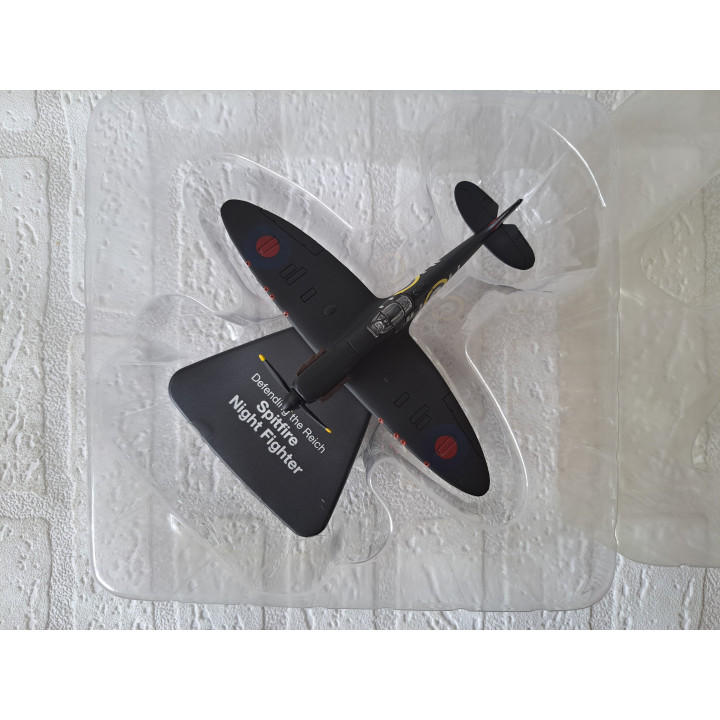 Supermarine Spitfire Nightfighter vliegtuig WWII 1:72 Atlas 4909310 - vliegtuigen
