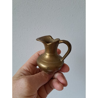 Waterkan - vaasje van brons D5.5xH7cm