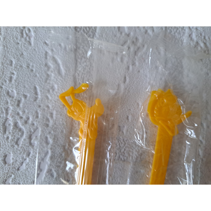 Disney figuren lepeltjes van kunststof Disneyland 2x13.5cm - disney