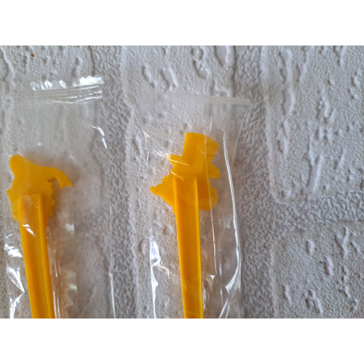 Disney figuren lepeltjes van kunststof Disneyland 2x13.5cm - disney