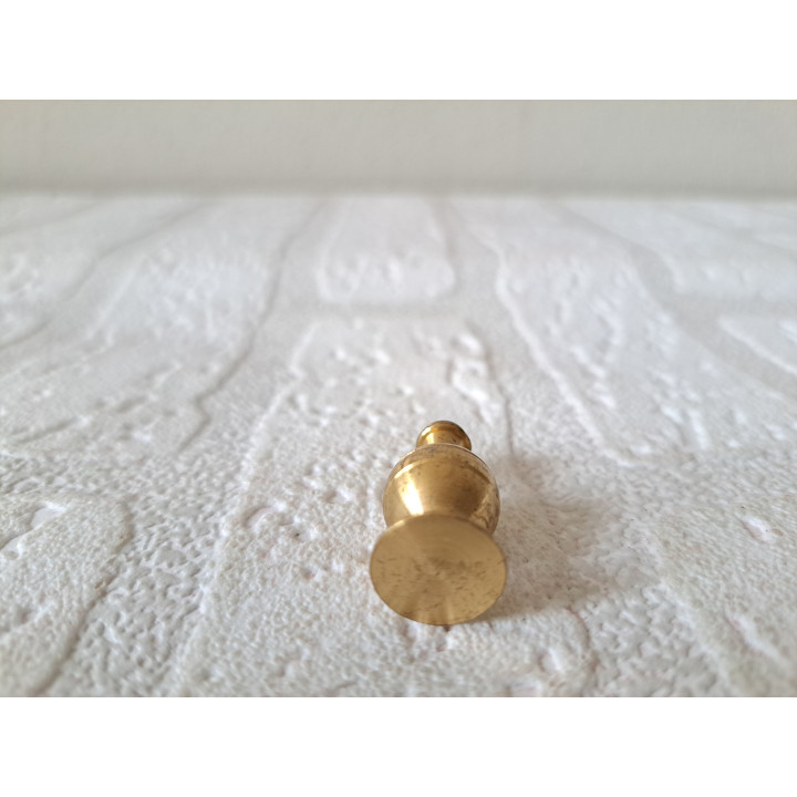 Karaf van messing voor poppenhuis D1.5xH3cm - miniaturen