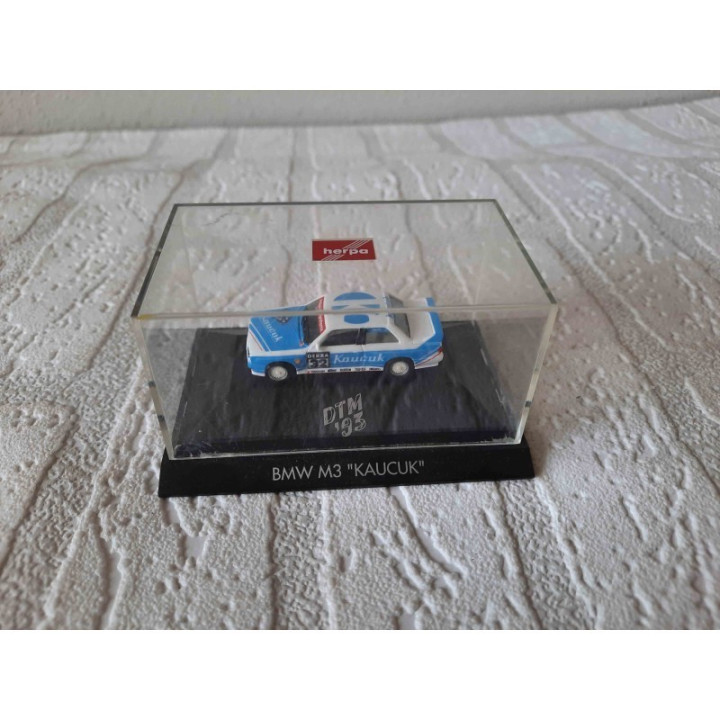 BMW M3 DTM 1993 Kaucuk 1:87 Herpa 035781
