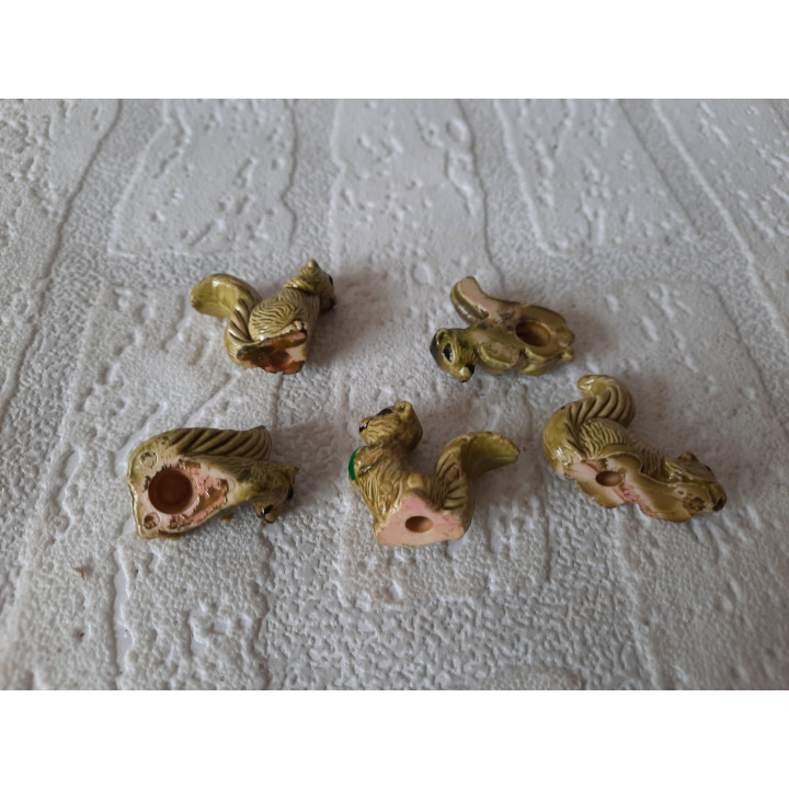 Set van 5 stuks eekhoorns van kunststof 2.5x2cm - dierfiguren