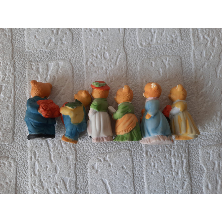 Beren familie van porselein 2x4.5cm - dierfiguren