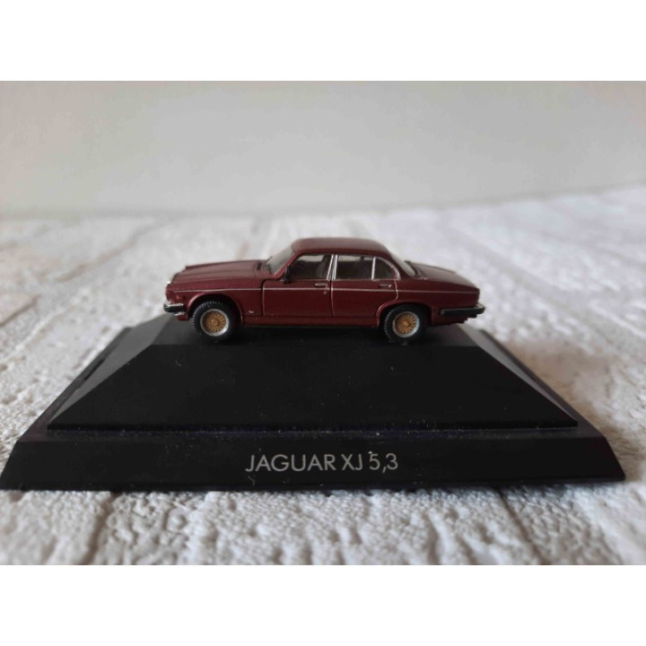 Jaguar XJ 5.3 1:87 Herpa 30020 bordeaux-rood metallic
