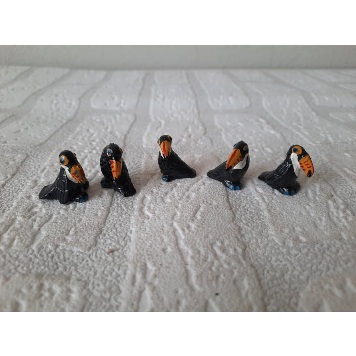 Set van 5 stuks Toekans van kunststof 1.5x2cm - dierfiguren