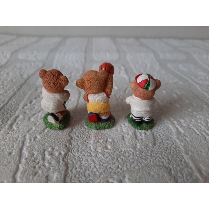 Set van 3 stuks Sport beren van kunsthars 1.5x3.5cm - dierfiguren