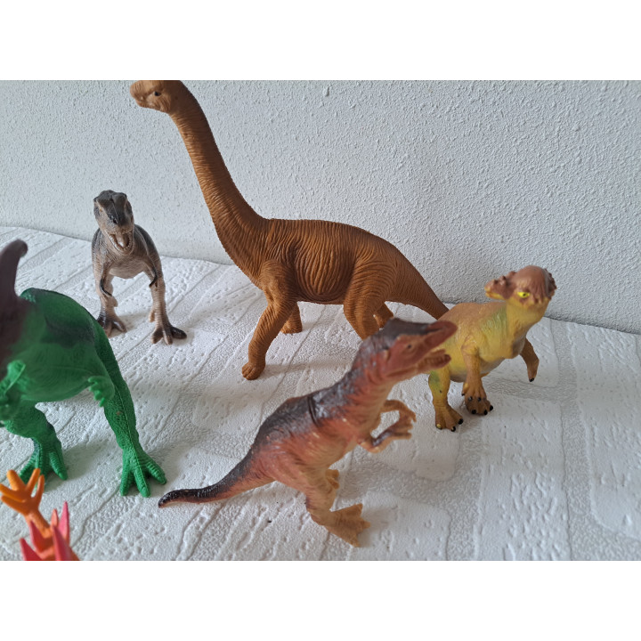 Set dinosaurussen van hard rubber tussen 6 en 17.5cm hoog - dierfiguren