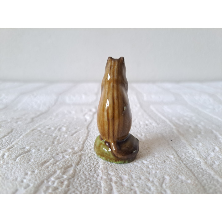 Eekhoorn van porselein Whopper Wade Engeland D2.5xH5cm - dierfiguren