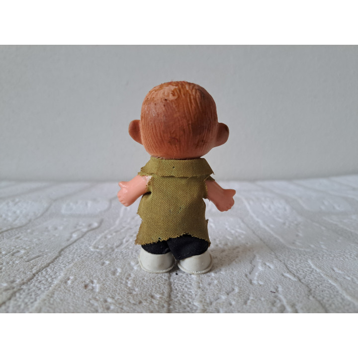 Jongen pop van rubber Mascot Hong Kong 5x3.5x8cm - poppen