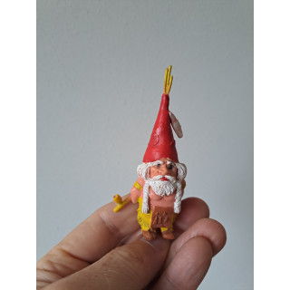 David de kabouter de indiaan van hard rubber 4x2.5x10cm