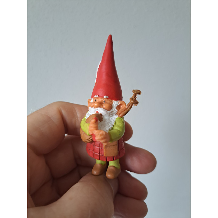 David de kabouter met doedelzak Hard rubber 4x4x9cm