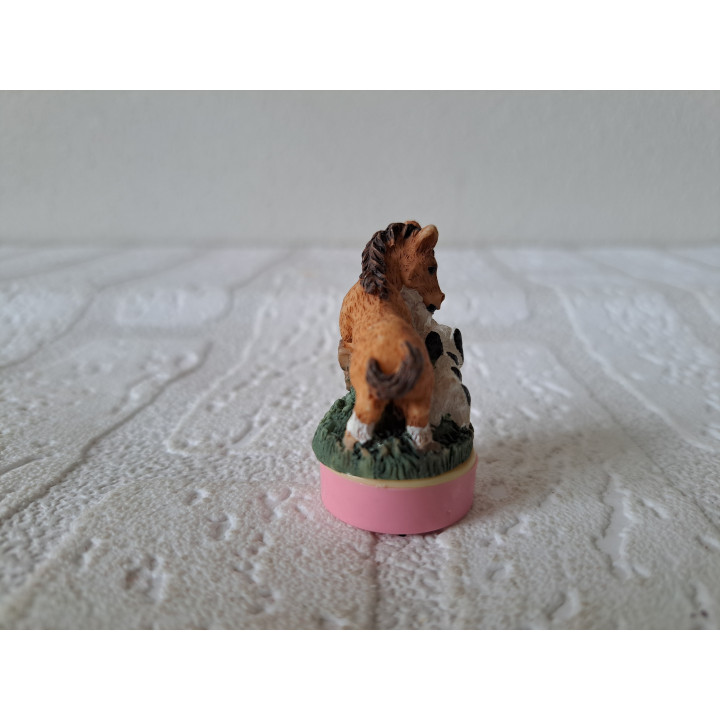 Paard met hond stempel van kunsthars D2.5x4.5cm - stempels