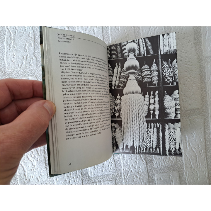 Amsterdam winkeltjesboek Oplage 15000 1973 - boeken