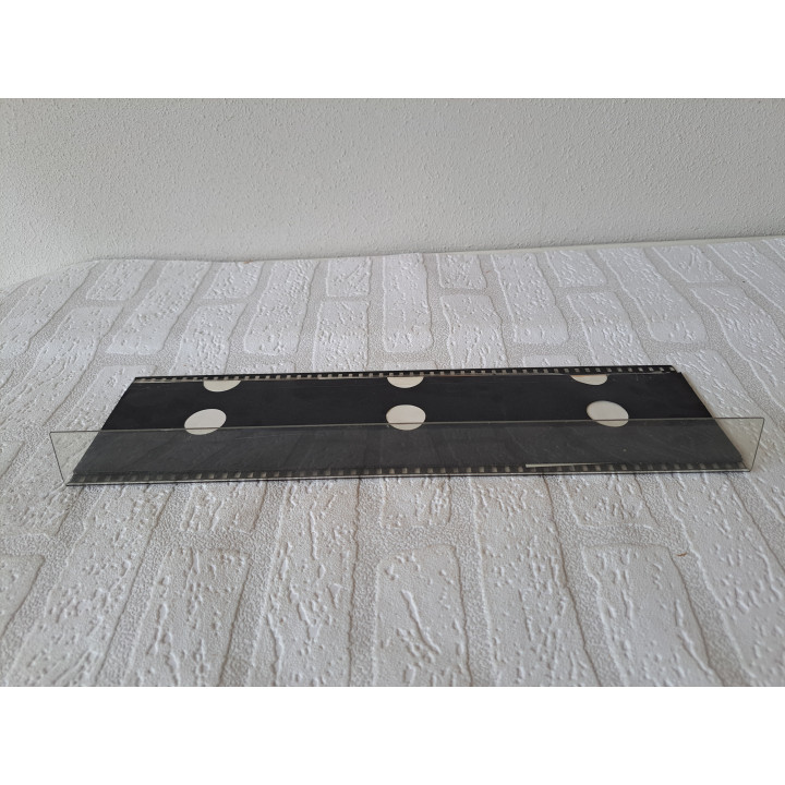 Elvis Presley Graceland in kunststof filmlijst 39.5x3.5x11cm - fotolijst