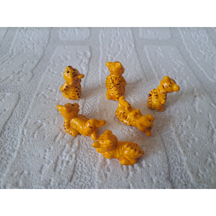 6 stuks tijgers van kunststof 1.5x3cm - beeldjes